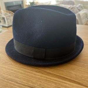 H&M 100% wool hat